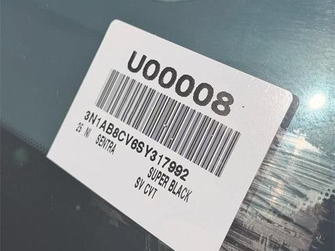 Used 2025 Nissan Sentra SV FWD image 14