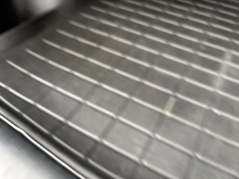 Used 2020 Jeep Cherokee Latitude Plus w/ Cold Weather Group image 31