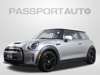Certified 2024 MINI Cooper SE video 1