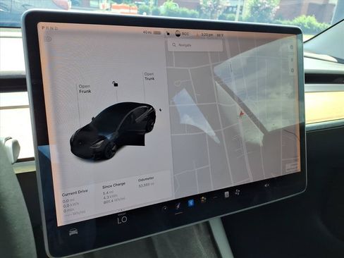 Used 2021 Tesla Model 3 Standard Range Plus RWD image 4