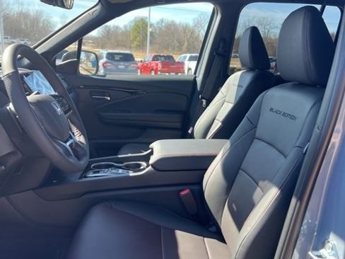 New 2026 Honda Ridgeline Black Edition image 7