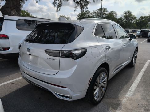 Used 2024 Buick Envision Avenir AWD/4WD image 3
