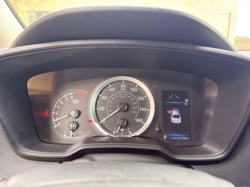 Used 2022 Toyota Corolla LE FWD image 12