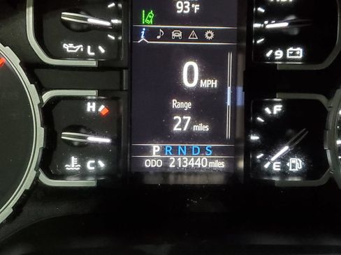 Used 2018 Toyota Tundra SR5 RWD image 35