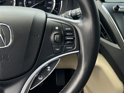 Used 2019 Acura MDX FWD w/ Advance Package image 11