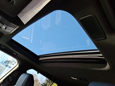 New 2026 Lexus LX 600 4WD w/ Luxury Package image 10