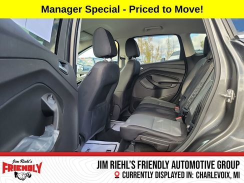 Used 2015 Ford Escape SE image 23