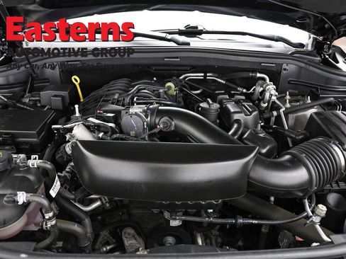Used 2024 Dodge Durango GT RWD image 7
