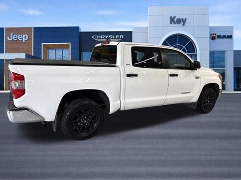Used 2020 Toyota Tundra SR5 AWD/4WD image 8