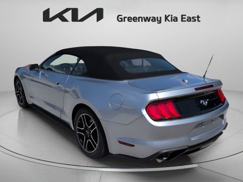 Used 2021 Ford Mustang Premium RWD image 8