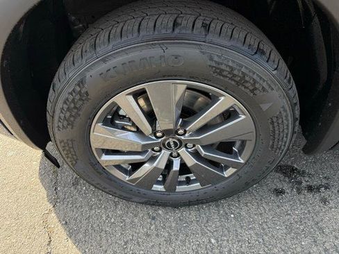 New 2026 Nissan Pathfinder SV image 9