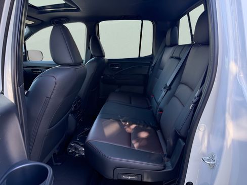 New 2026 Honda Ridgeline Black Edition image 13