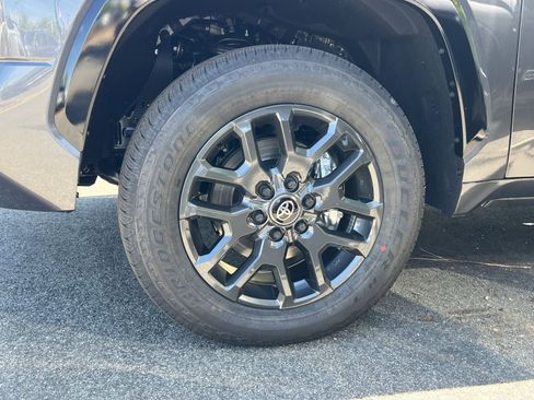 New 2026 Toyota Tundra Platinum AWD/4WD image 5