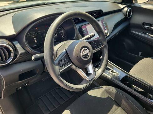 Used 2023 Nissan Kicks SV FWD image 16