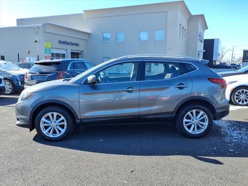 Used 2018 Nissan Rogue Sport SV w/ SV All-Weather Package image 8
