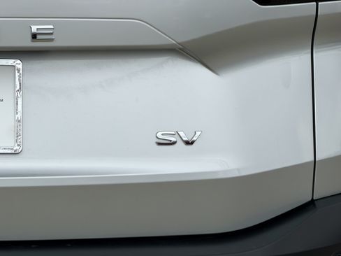 Used 2023 Nissan Rogue SV FWD image 7