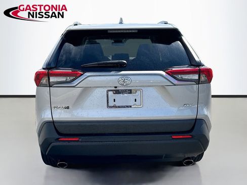 Used 2023 Toyota RAV4 XLE Premium FWD image 7