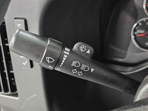 Used 2023 Chevrolet Express 3500 LS image 27