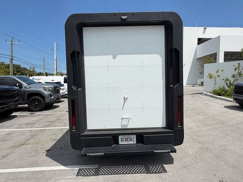 Used 2024 Chevrolet Brightdrop 600 w/ Battery Pack, Max Range AWD/4WD image 6