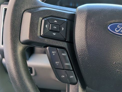 Used 2020 Ford F250 XLT w/ Snow Plow Prep Package image 18