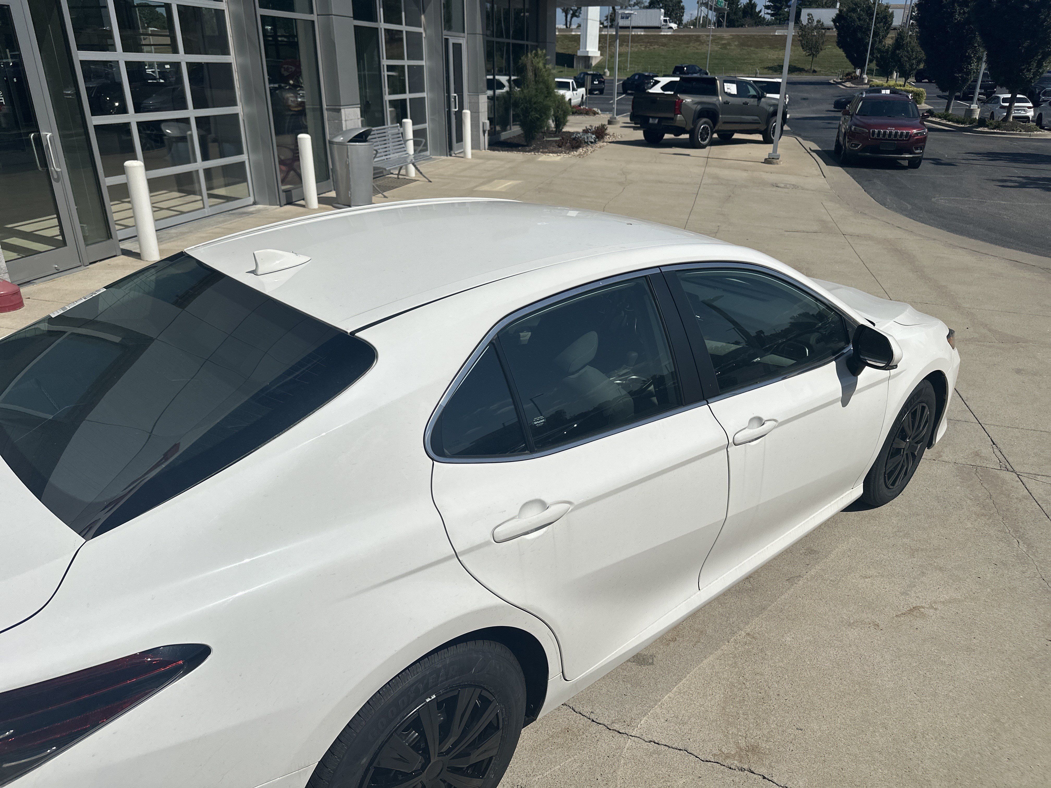 Used 2023 Toyota Camry LE FWD image 18