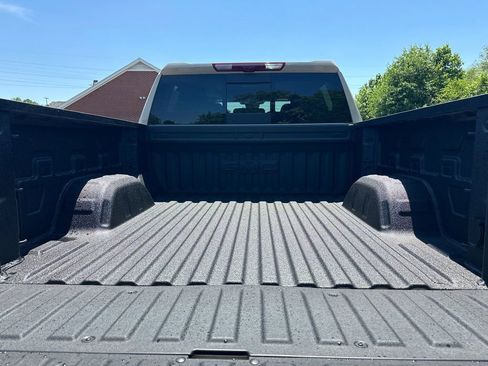 New 2026 GMC Sierra 1500 AT4 AWD/4WD image 19