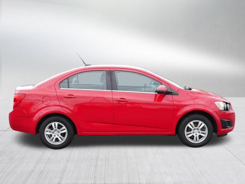 Used 2013 Chevrolet Sonic LT FWD image 8