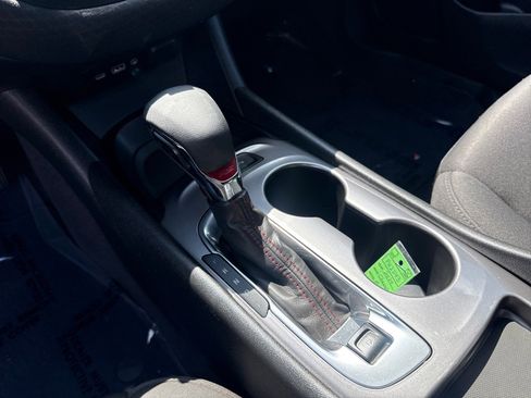 Used 2024 Chevrolet Malibu RS image 29