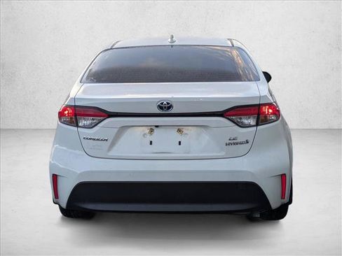 Used 2023 Toyota Corolla LE FWD image 6