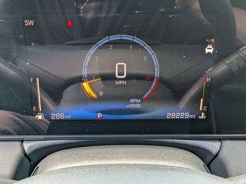 Used 2024 Chevrolet TrailBlazer LT w/ Driver Confidence Package FWD image 32
