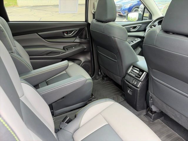 Used 2023 Subaru Ascent Onyx Edition AWD/4WD image 7