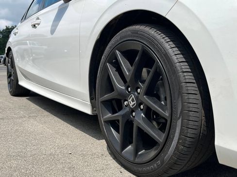 Used 2023 Honda Civic Sport image 13