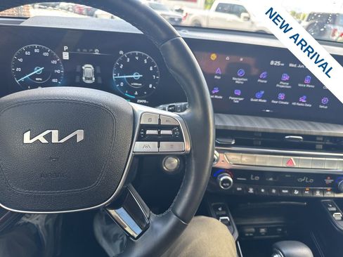 Used 2024 Kia Telluride SX Prestige w/ Towing Package AWD/4WD image 23