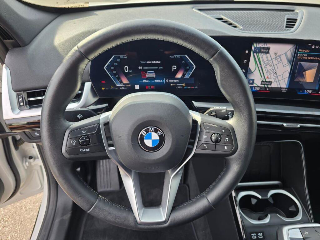 Used 2023 BMW X1 xDrive28i w/ Convenience Package AWD/4WD image 16