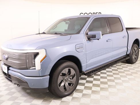 Used 2023 Ford F150 Lightning Lariat w/ Equipment Group 511A High image 10