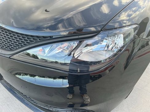 New 2026 Chrysler Voyager LX image 8