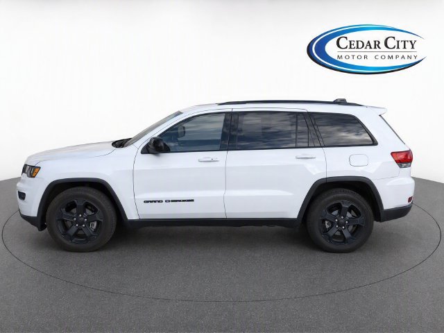 Used 2018 Jeep Grand Cherokee Laredo AWD/4WD image 5