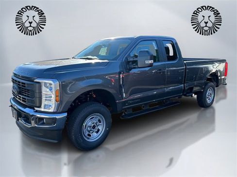 New 2026 Ford F250 XL w/ XL Chrome Package image 1