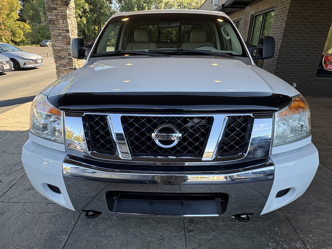 Used 2008 Nissan Titan SE RWD image 3
