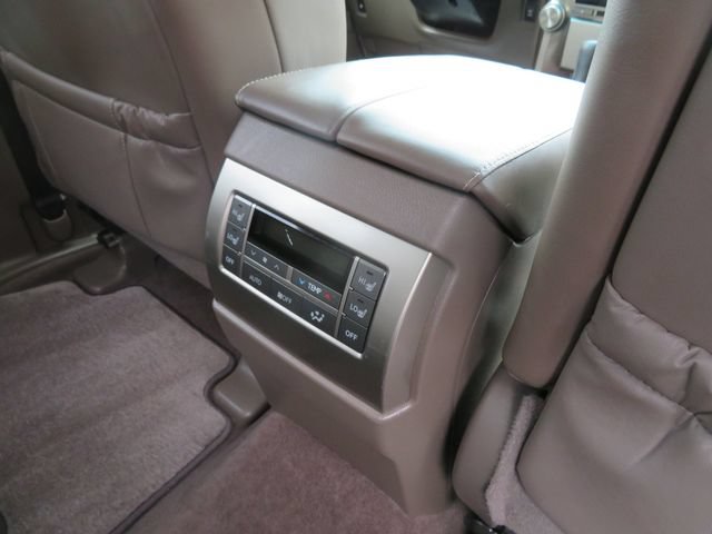 Used 2013 Lexus GX 460 w/ Comfort Plus Pkg AWD/4WD image 17