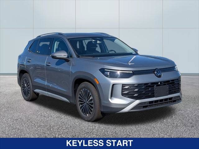 Certified 2026 Volkswagen Tiguan S w/ 18" Wheel Package FWD image 7