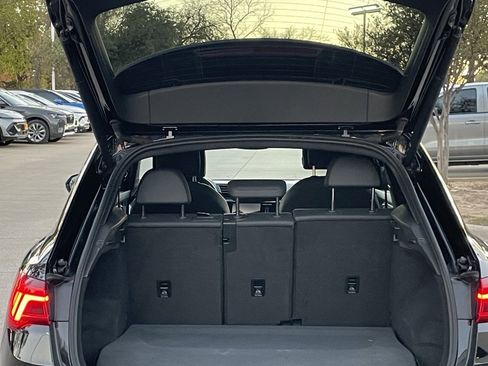 Used 2023 Audi Q3 2.0T Premium image 25