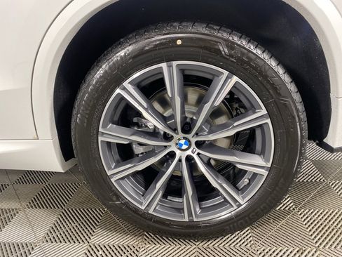 New 2026 BMW X5 xDrive40i w/ M Sport Package image 5