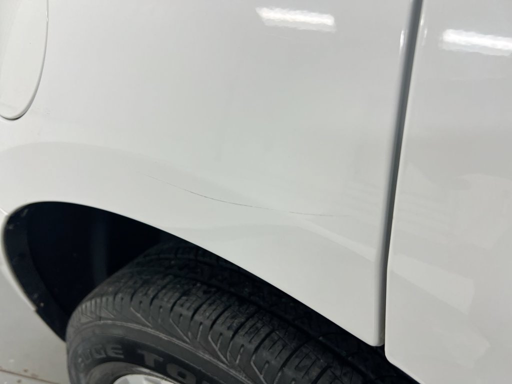 Used 2015 Chevrolet Equinox LT w/ Driver Convenience Package FWD image 29