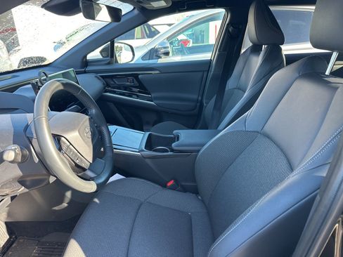 Used 2025 Toyota bZ4X AWD image 7