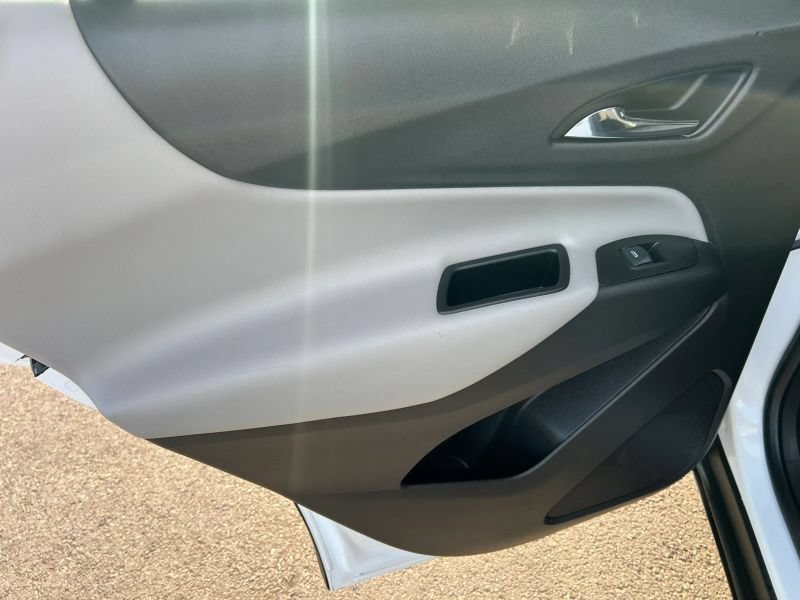 Used 2020 Chevrolet Equinox LS w/ LS Convenience Package AWD/4WD image 18