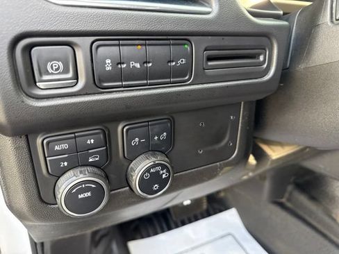 Used 2022 Chevrolet Tahoe 4WD w/ Remote Keyless Entry Package image 16