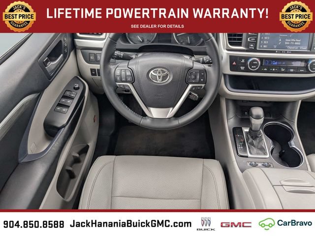 Used 2018 Toyota Highlander Limited FWD image 15