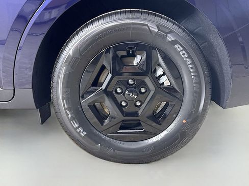 New 2026 Kia Carnival LX FWD image 38
