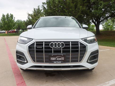 Used 2021 Audi Q5 2.0T Premium Plus w/ Premium Plus Package AWD/4WD image 2
